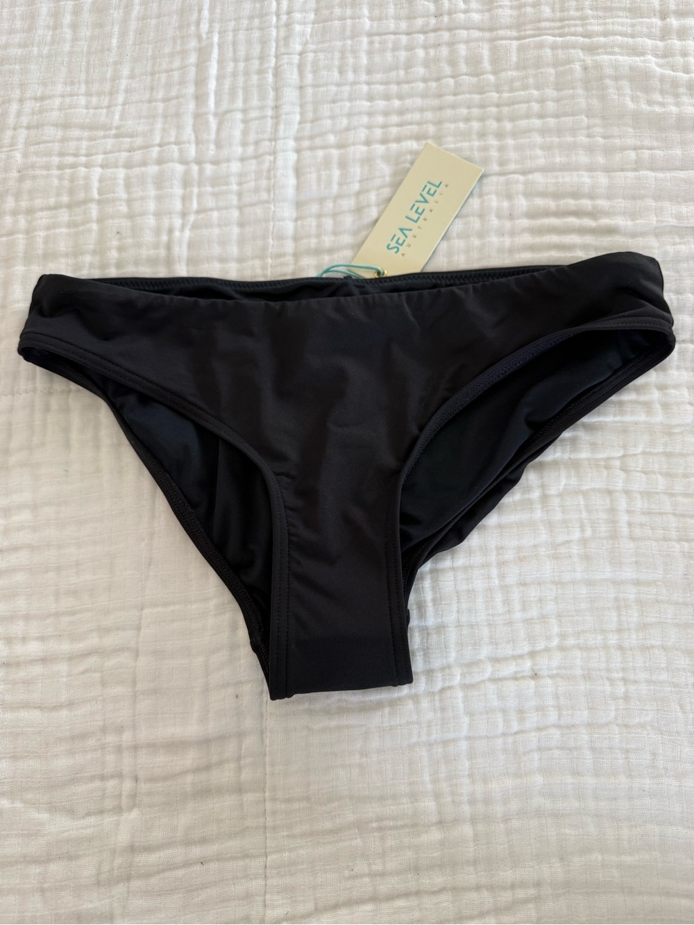 NWT Sea Level Australia Essentials Regular Bikini Pant Size US 6